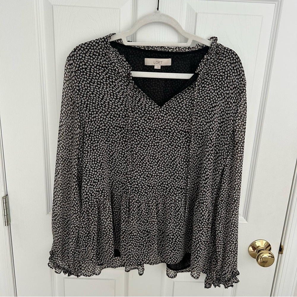 LOFT Black and White Women's Top
